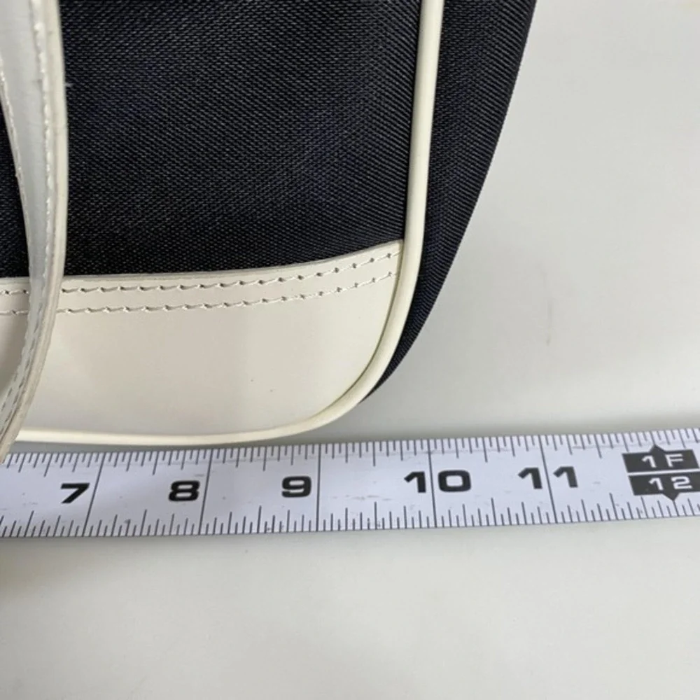 Fossil brand light